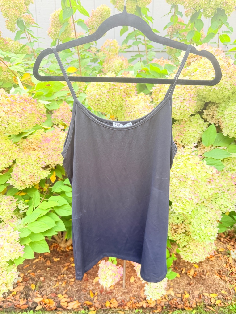 Zara Black Sleeveless Spaghetti-Strap Cami
